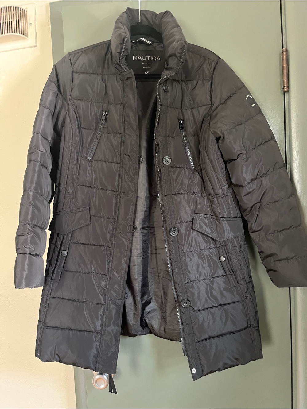 Nautica Men’s Dark Gray Quilted Puffer Jacket